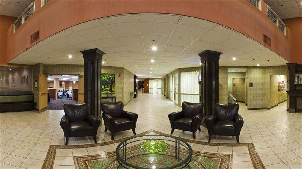 Quality Hotel Conference Center Cincinnati Blue Ash Eksteriør billede