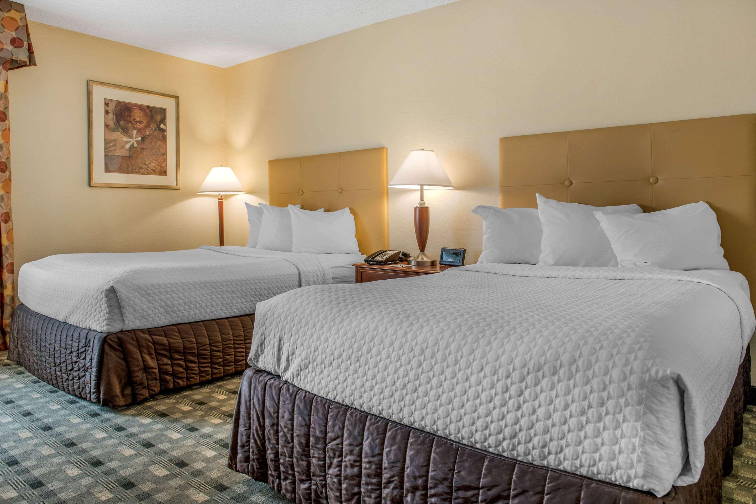 Quality Hotel Conference Center Cincinnati Blue Ash Eksteriør billede