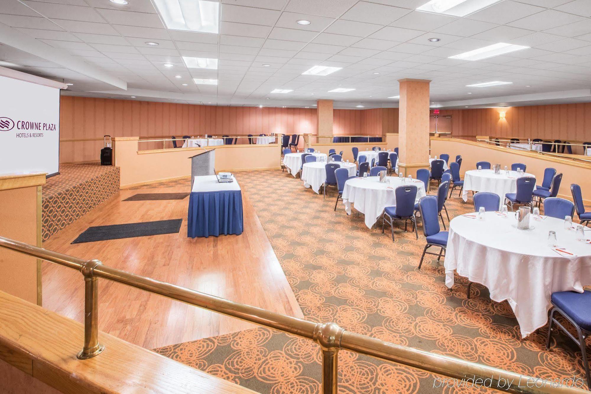 Quality Hotel Conference Center Cincinnati Blue Ash Eksteriør billede
